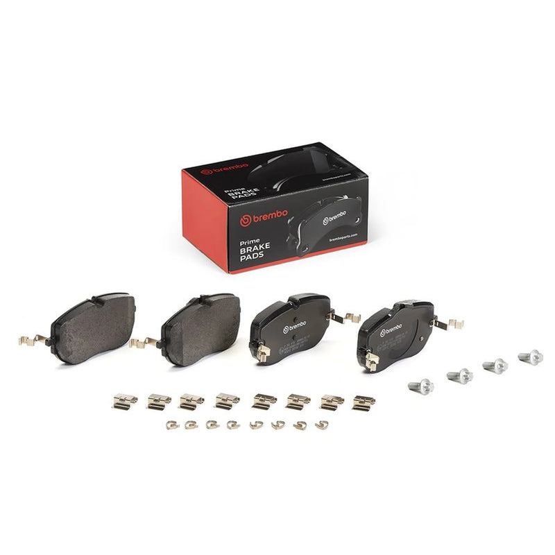 Brembo 4 x Front Brake Pad Set fits Mercedes-Benz C-Class 2021 on
