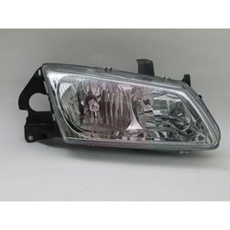 Apec Headlight Headlamp H1/H7 Right fits Nissan Almera 2000-2006 1.5 1.8 2.2