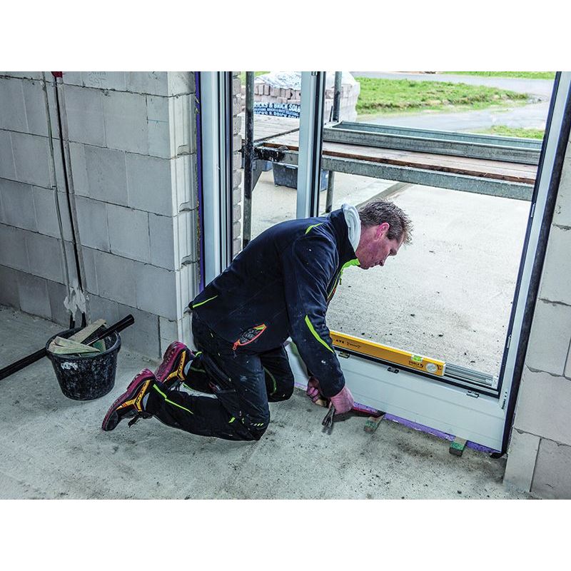 Stabila 80T Telescopic Spirit Level 2 Vials 63-105cm Stabila - Dynamic Drive