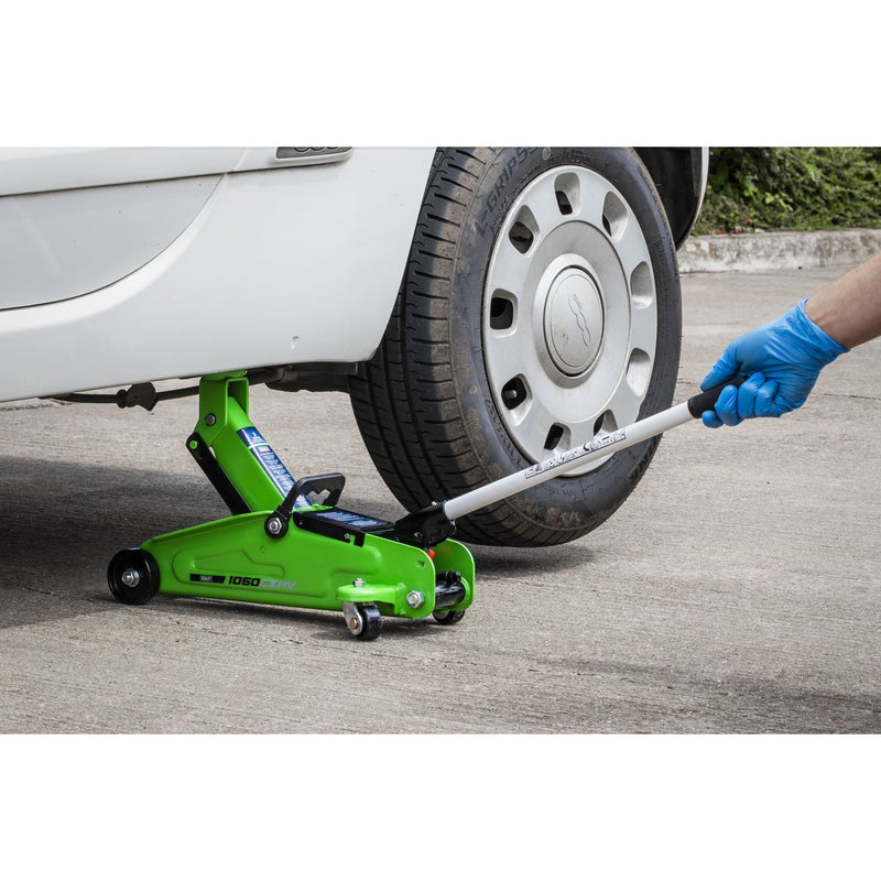 Sealey Short Chassis Trolley Jack 2 Tonne - Green 1050CXHV Sealey - Dynamic Drive