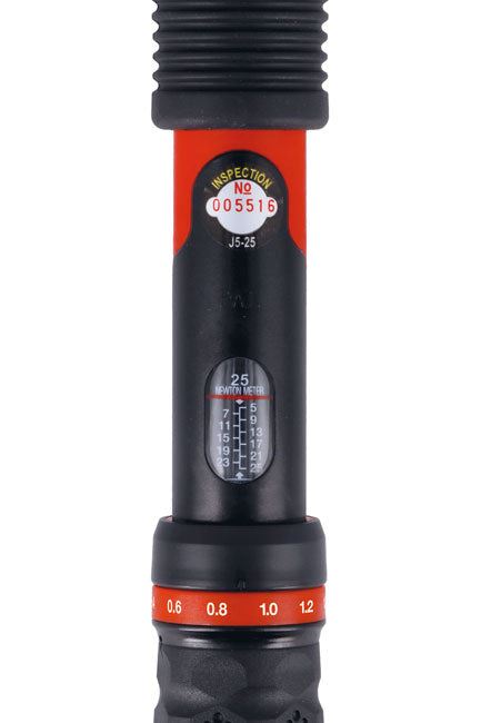Laser Insulated Torque Wrench 3/8"D 5-25Nm Laser - Dynamic Drive