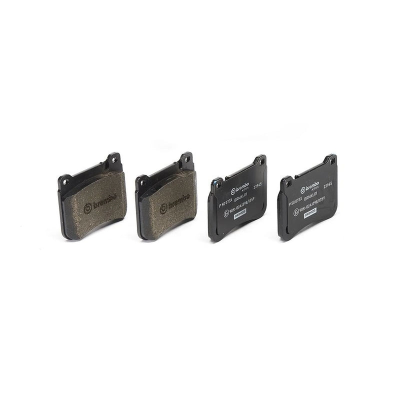 Brembo 4 x Front Brake Pad Set fits Mercedes-Benz C-Class 2000-2008