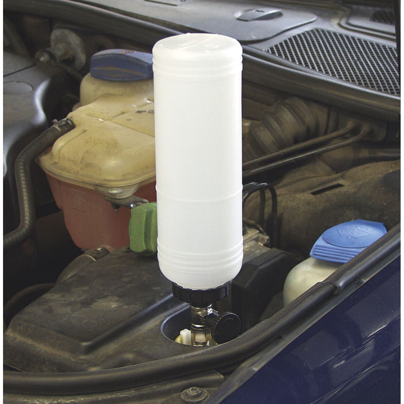 Sealey Pneumatic Vacuum Brake & Clutch Bleeder 0.75L VS021 Sealey - Dynamic Drive