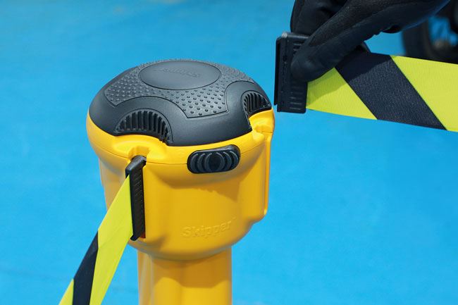 Skipper Skipper Unit c/w Post & Base - 4 Post Unit - Square Skipper - Dynamic Drive