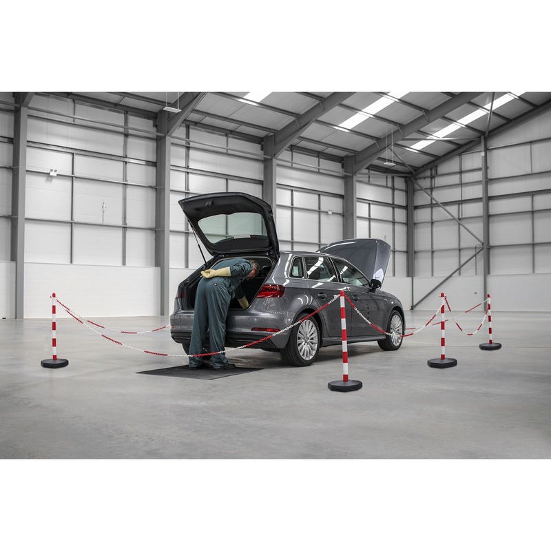 Sealey Red/White Post & Chain Kit 25m RWSBKIT Sealey - Dynamic Drive