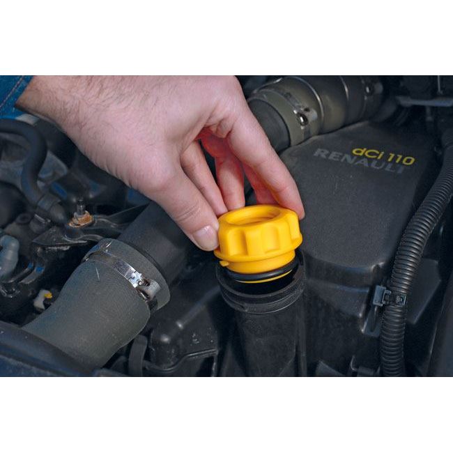 Laser Oil Funnel Set - for Renault, for Nissan 8302 Laser - Dynamic Drive