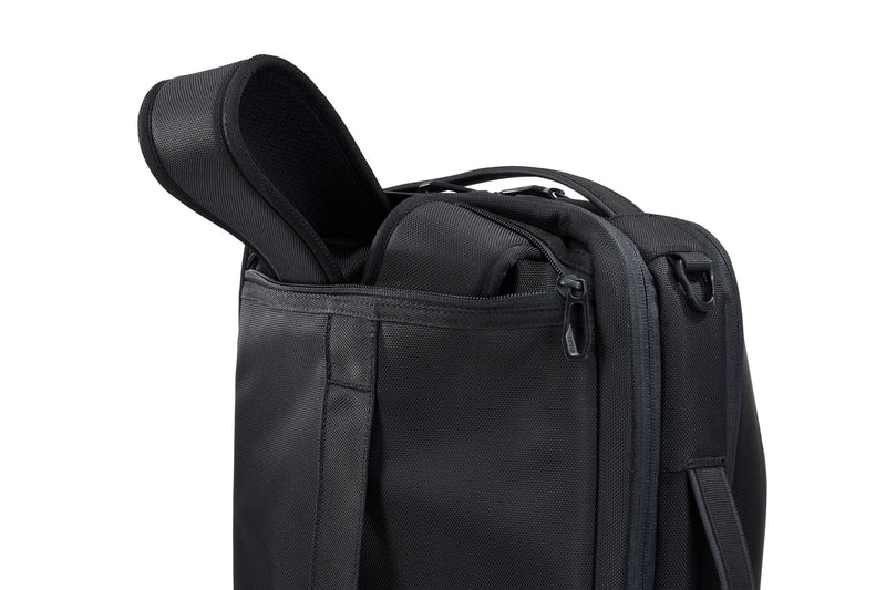 Thule Accent 2-in-1 17L Briefcase Backpack – Eco-Friendly Laptop Travel Bag Thule - Bars 4 Cars