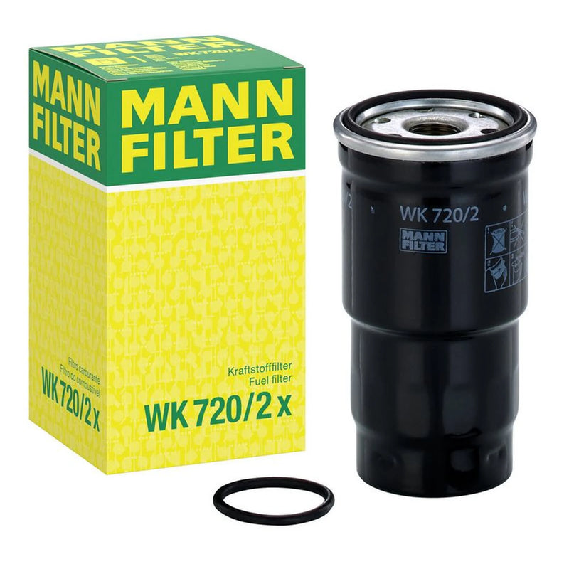 MANN-FILTER Full Service Kit with Air, Oil, Fuel & Cabin Fil fits Toyota Corolla