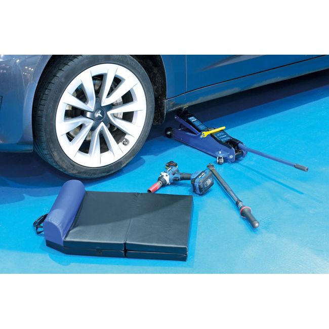 Laser Low Entry Trolley Jack - 2 Tonne Laser - Dynamic Drive