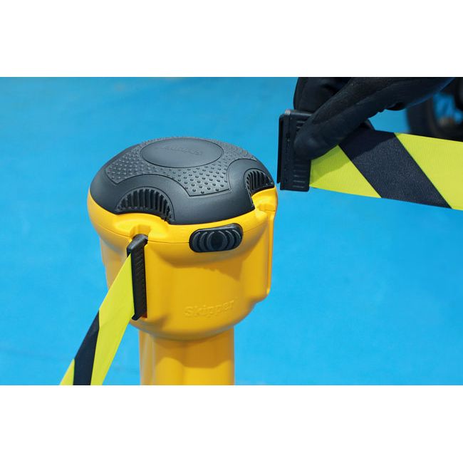 Skipper Skipper Unit c/w Post & Base - 4 Post Unit - Square Skipper - Dynamic Drive