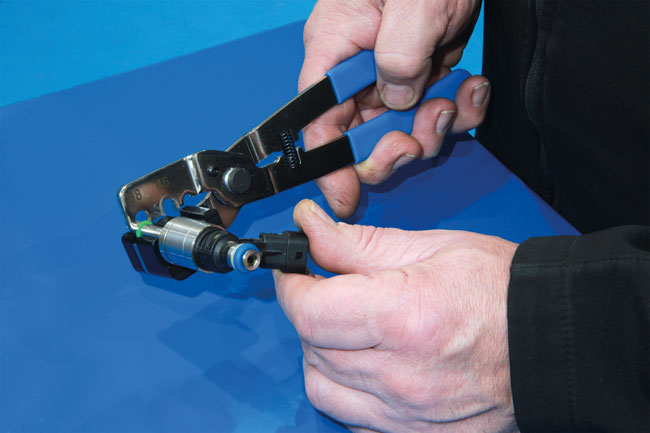 Laser Fuel Injector Seal Remover & Installer - for BMW Laser - NN4 Online