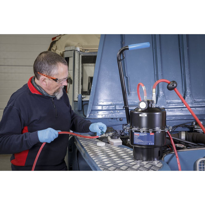 Sealey Pneumatic Brake & Clutch Pressure Bleeder Kit VS0204A Sealey - Dynamic Drive