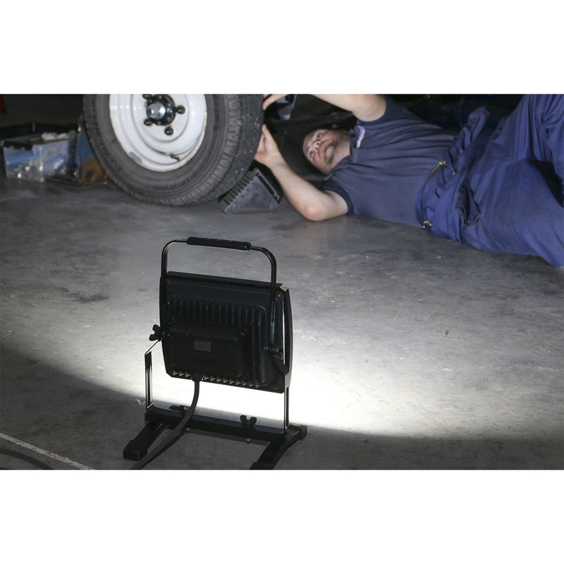 Sealey Portable Floodlight 50W Smd Led 230V Sealey - Dynamic Drive