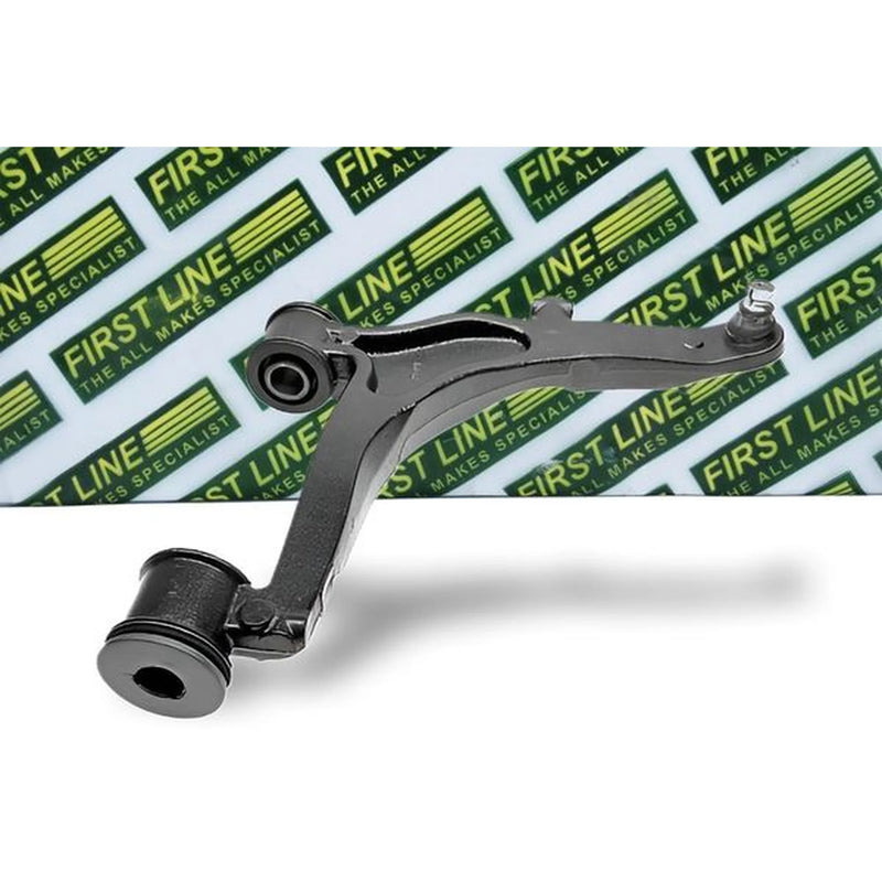 First Line Control/Trailing Arm fits Nissan Interstar 2002-2006