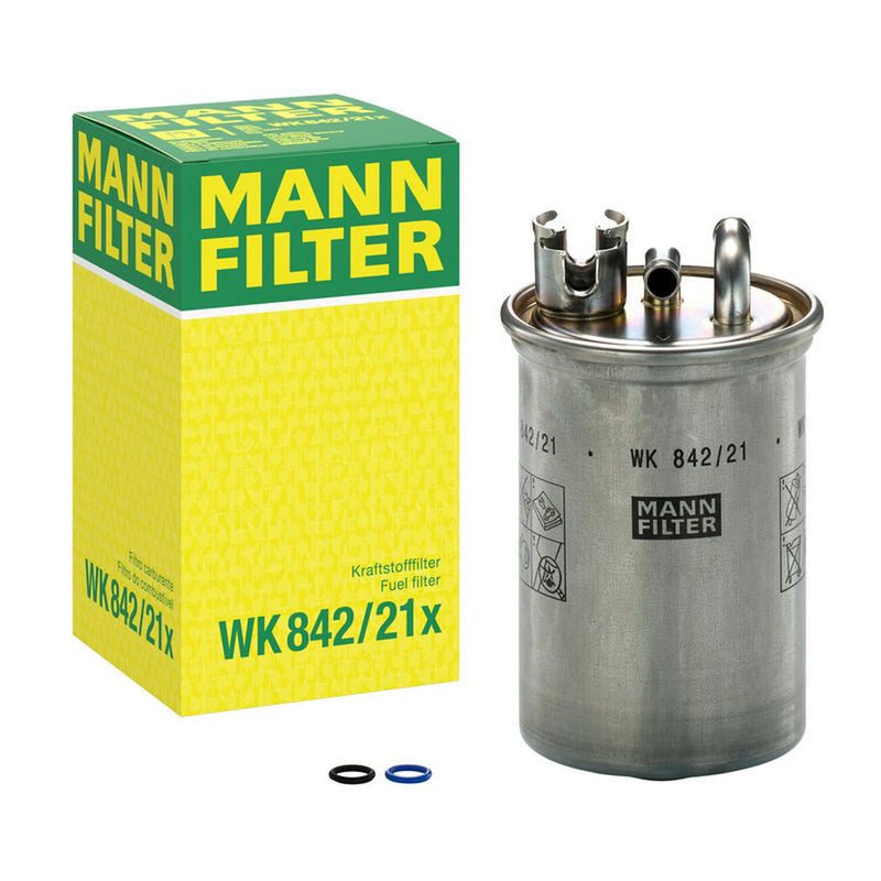 MANN-FILTER Full Service Kit with Air, Oil, Fuel & Cabin Filters fits Audi A4 B7