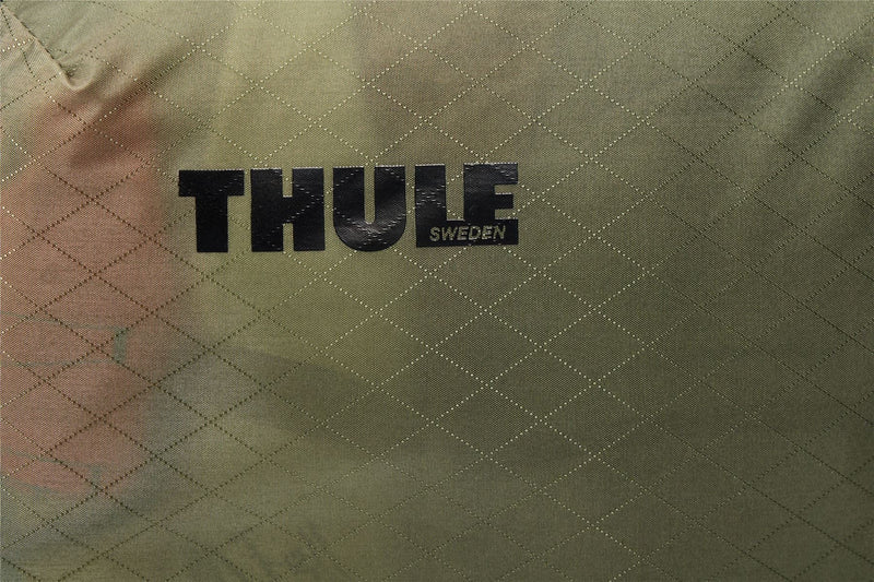 Thule clean/dirty packing cube clean/dirty packing cube medium soft green Thule - Bars 4 Cars