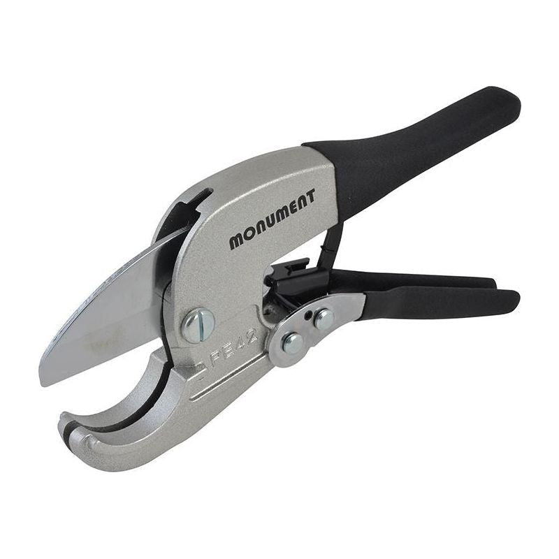Monument 2645T Ratchet Action Plastic Pipe Cutter 42mm Monument - Town Tools