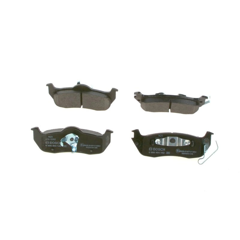 Bosch Front & Rear Pads fits Jeep Grand Cherokee III 2006-2010 6.1