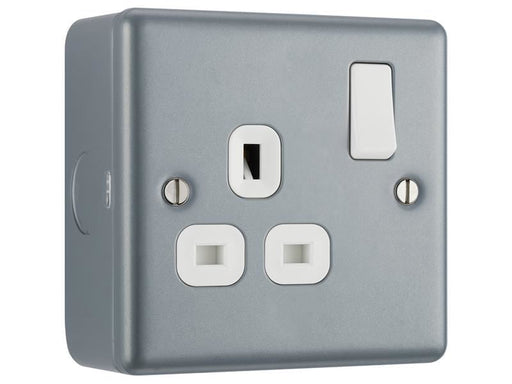 Masterplug Metal Clad Switched Socket 1-Gang 13A Masterplug - Dynamic Drive