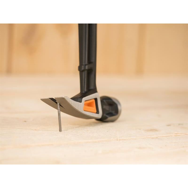 Fiskars IsoCore General Use Hammer 570g (20oz) Fiskars - Dynamic Drive