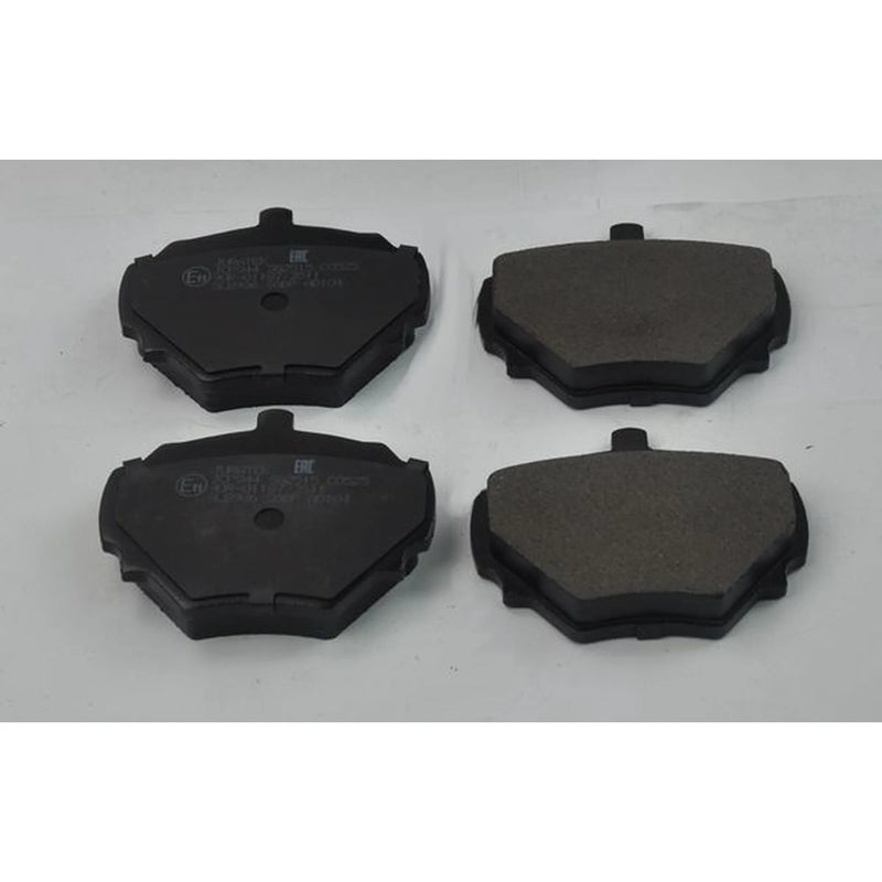 Juratek Rear Brake Pad Set fits Land Rover Defender 1990-2016