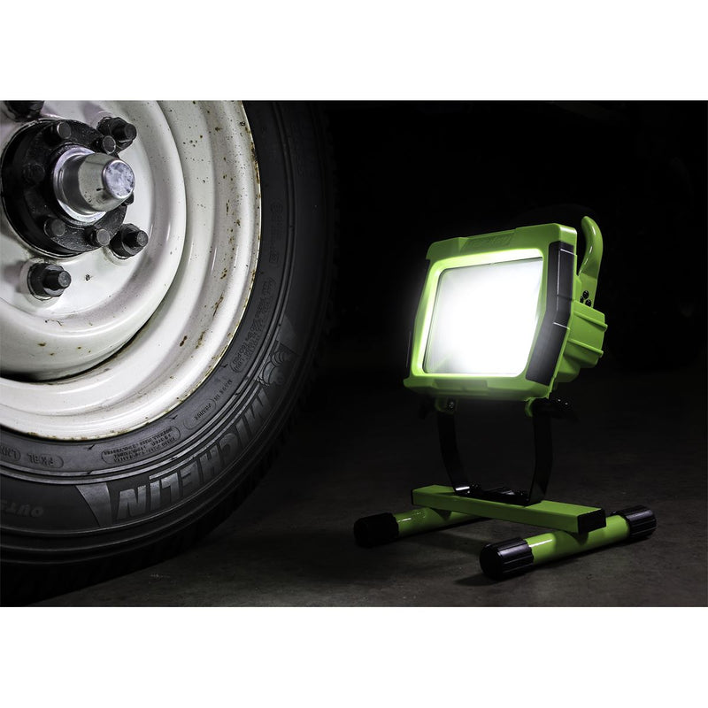 Sealey Rechargeable Portable Floodlight 10W SMD LED Lithium-ion LED109C Sealey - Dynamic Drive