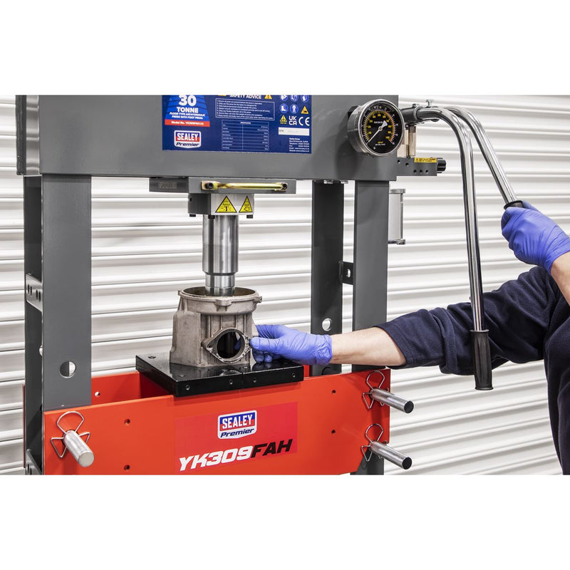 Sealey Air/Hydraulic Press 30 Tonne Floor Type with Foot Pedal YK309FAH Sealey - Dynamic Drive