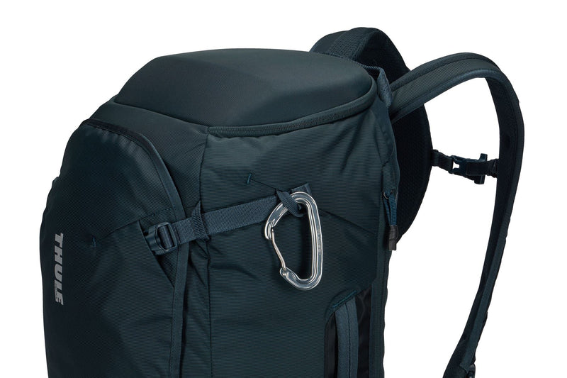 Thule Landmark 40L travel pack darkest blue Thule - Bars 4 Cars