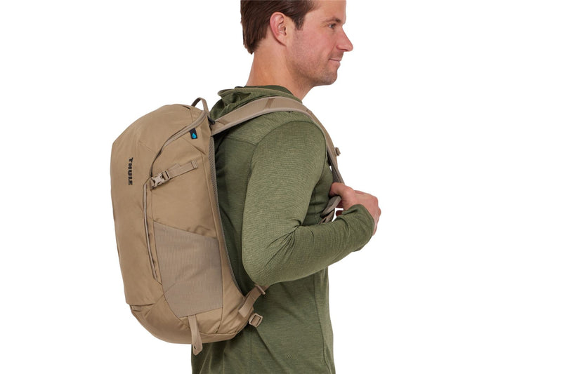 Thule AllTrail 18L daypack with rain cover Faded Khaki tan Thule - Bars 4 Cars