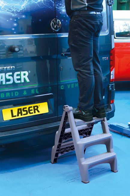 Laser Insulating Folding 3-Step Ladder Laser - Dynamic Drive