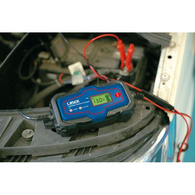 Laser Intelligent Battery Charger 4 - 120Ah 8699 Laser - Dynamic Drive