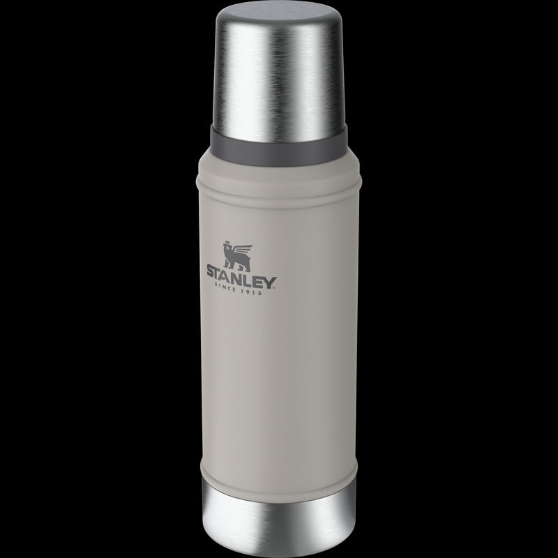 Stanley Legendary Classic Bottle 0.75L Stanley - Bars 4 Cars