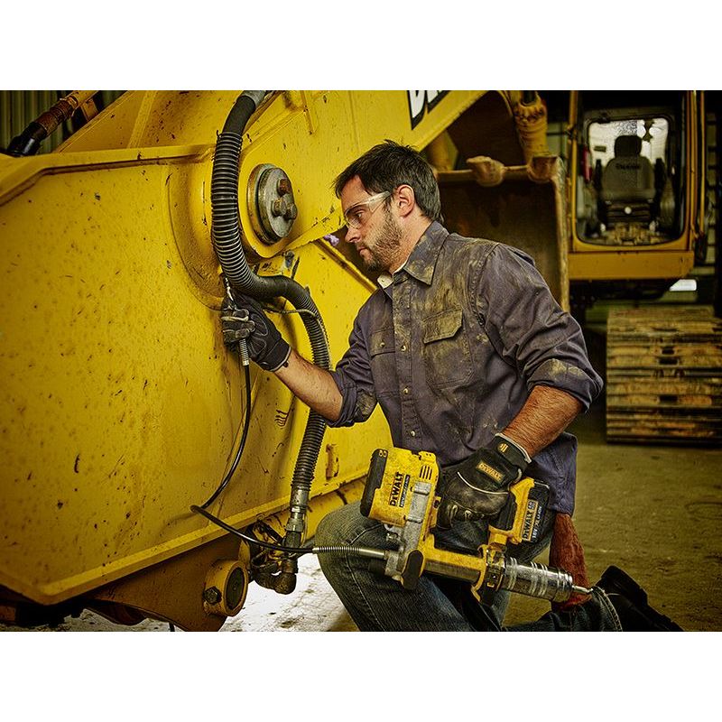 Dewalt Power Tools DCGG571M1 Cordless XR Grease Gun 18V 1 x 4.0Ah Li-ion DeWALT Power Tools - Dynamic Drive