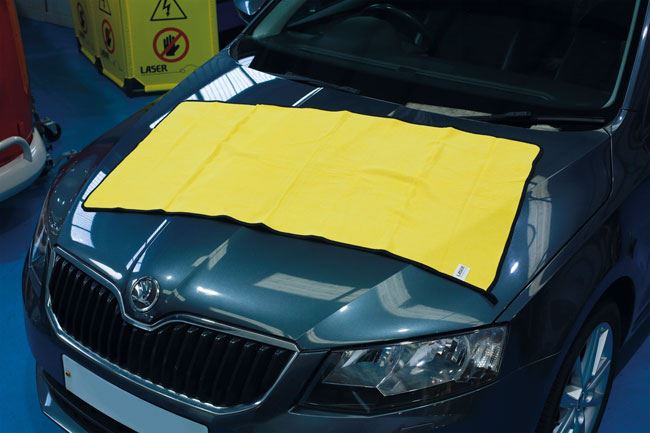 Laser Microfibre Coral Fleece Drying Towel - XL Laser - Dynamic Drive