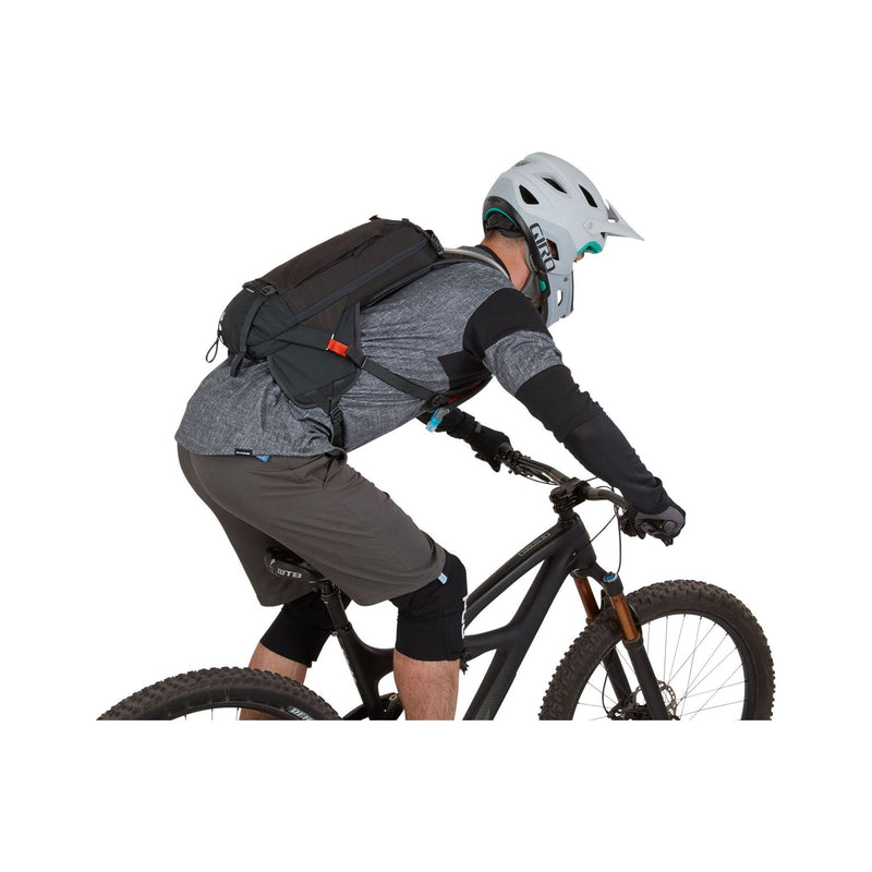 Thule Rail 8L Obsidian Grey Hydration Pack Thule - Bars 4 Cars