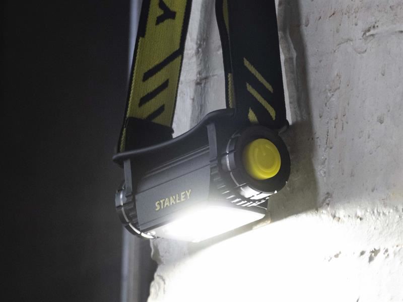 Stanley® Lighting Magnetic Head Torch 300 Lumens STANLEY® Lighting - Dynamic Drive