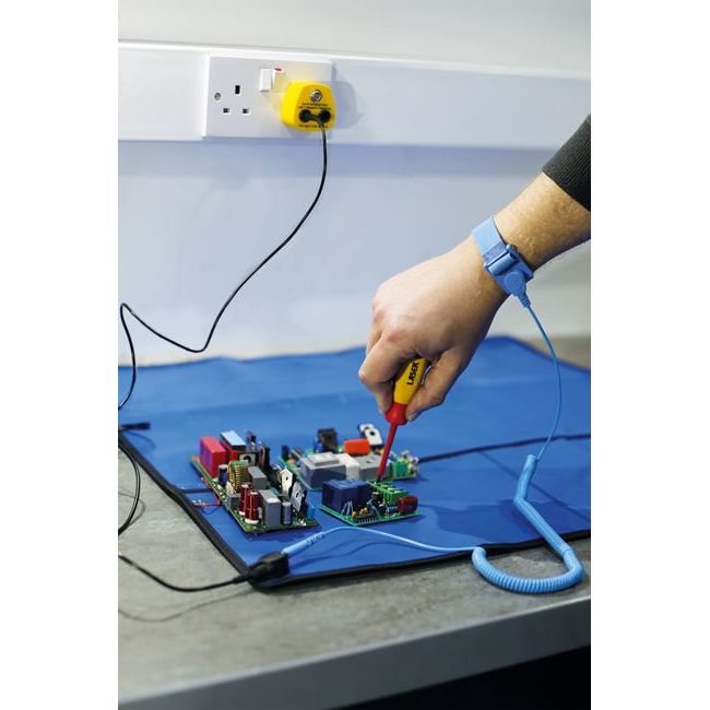 Laser Anti-Static Service Mat Kit 8285 Laser - Dynamic Drive