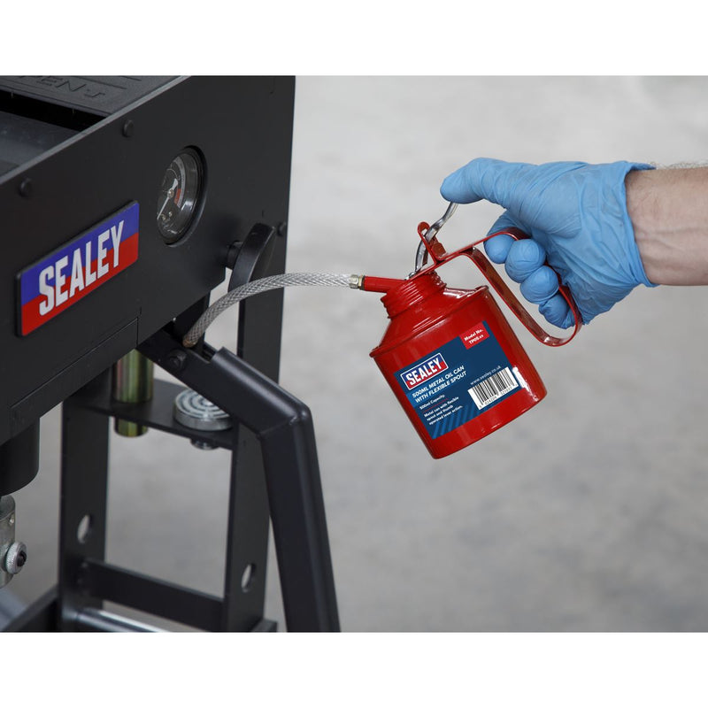 Sealey Metal Oil Can Flexible Spout 500ml TP05 Sealey - Dynamic Drive