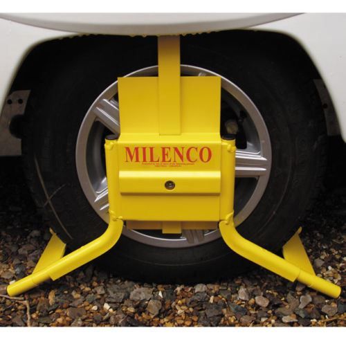 Milenco motorhome and van bulbous wheel trim, 15-inch retail box