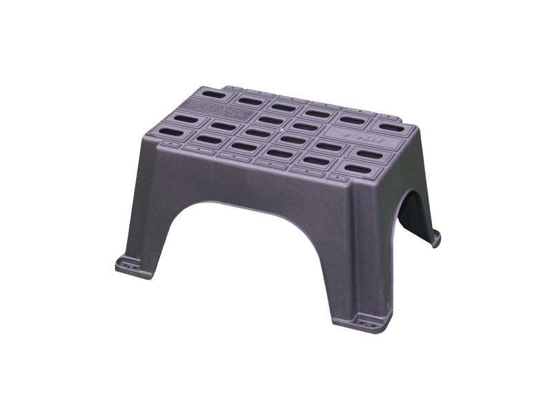 Milenco MGI plastic step, angled studio shot on white background